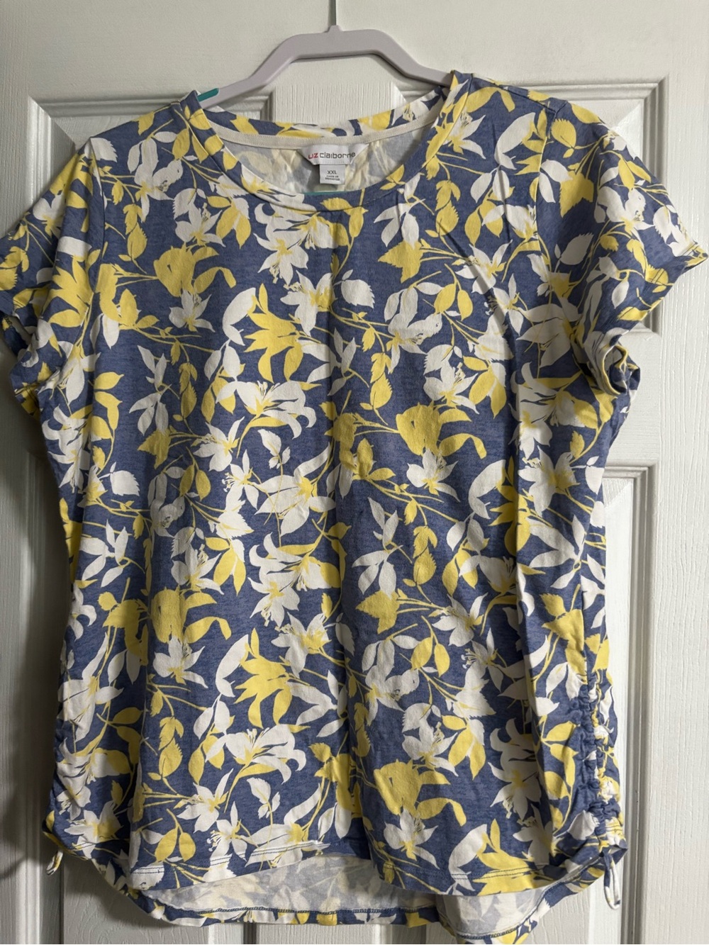 Liz Claiborne Blue, Yellow & White Floral Short Sleeve Top